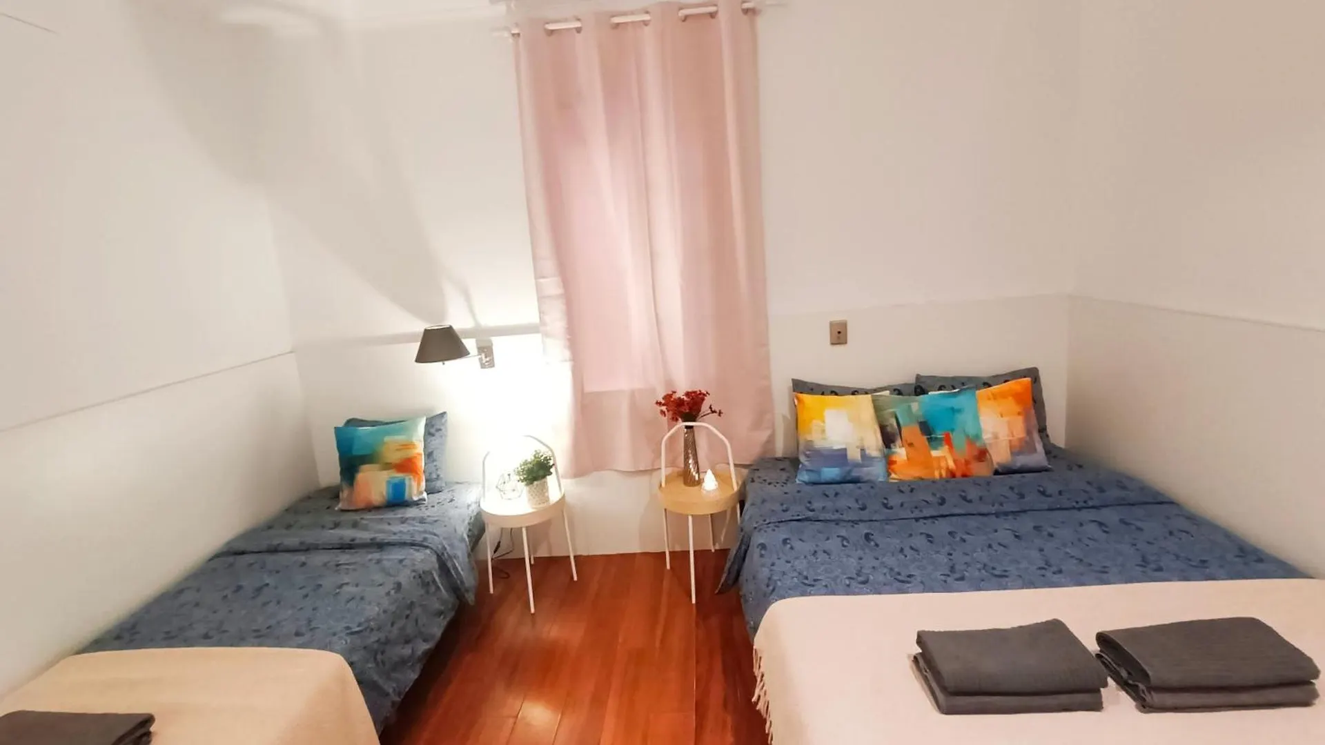 Moll De La Fusta Rooms Barcelona